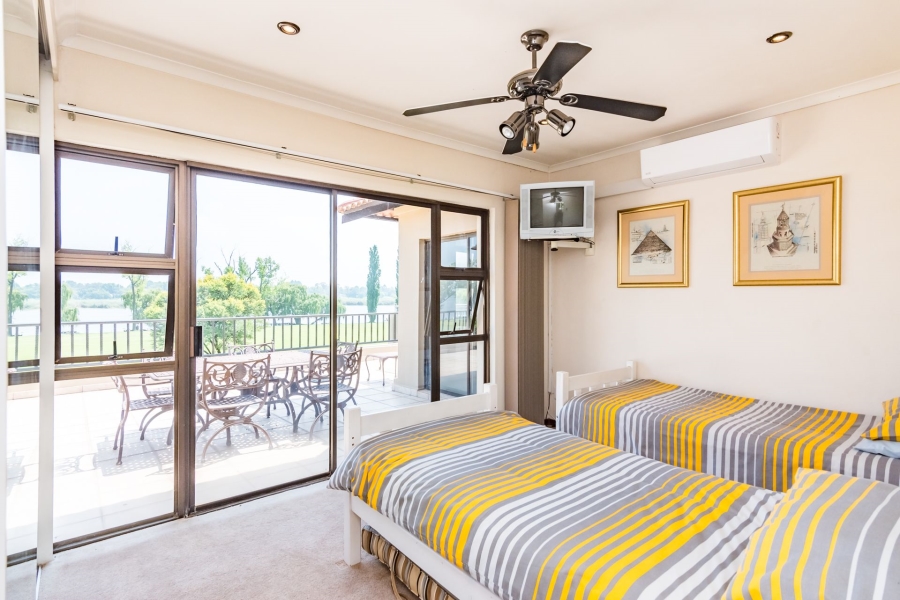 5 Bedroom Property for Sale in Club Milos Estate Free State